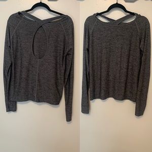 Under Armour Long Sleeve Top